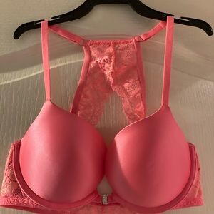 Beyond Sexy La Senza front-closing bra.